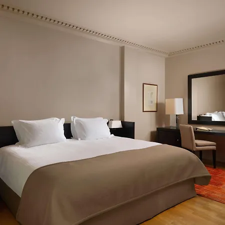 Njv Plaza 5* אתונה